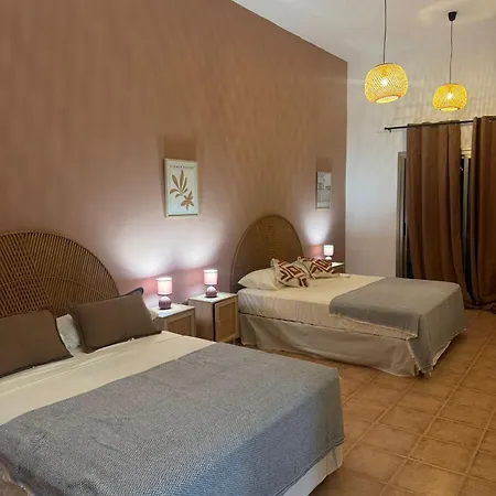 Atlantic Breeze Vila *