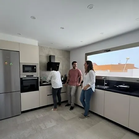 Villa 300m 10 Piscina Climatizada & Golf