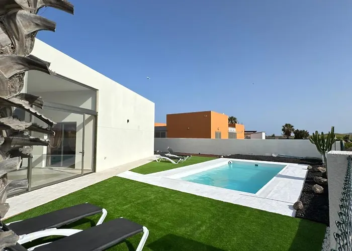 Atlantic Breeze Villa *